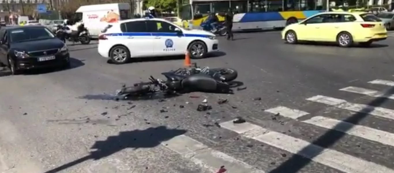 «Βρέθηκε» και τρίτος μάρτυρας για το τροχαίο δυστύχημα στη Βουλή - Καθοριστικό το τι θα δείξουν οι κάμερες